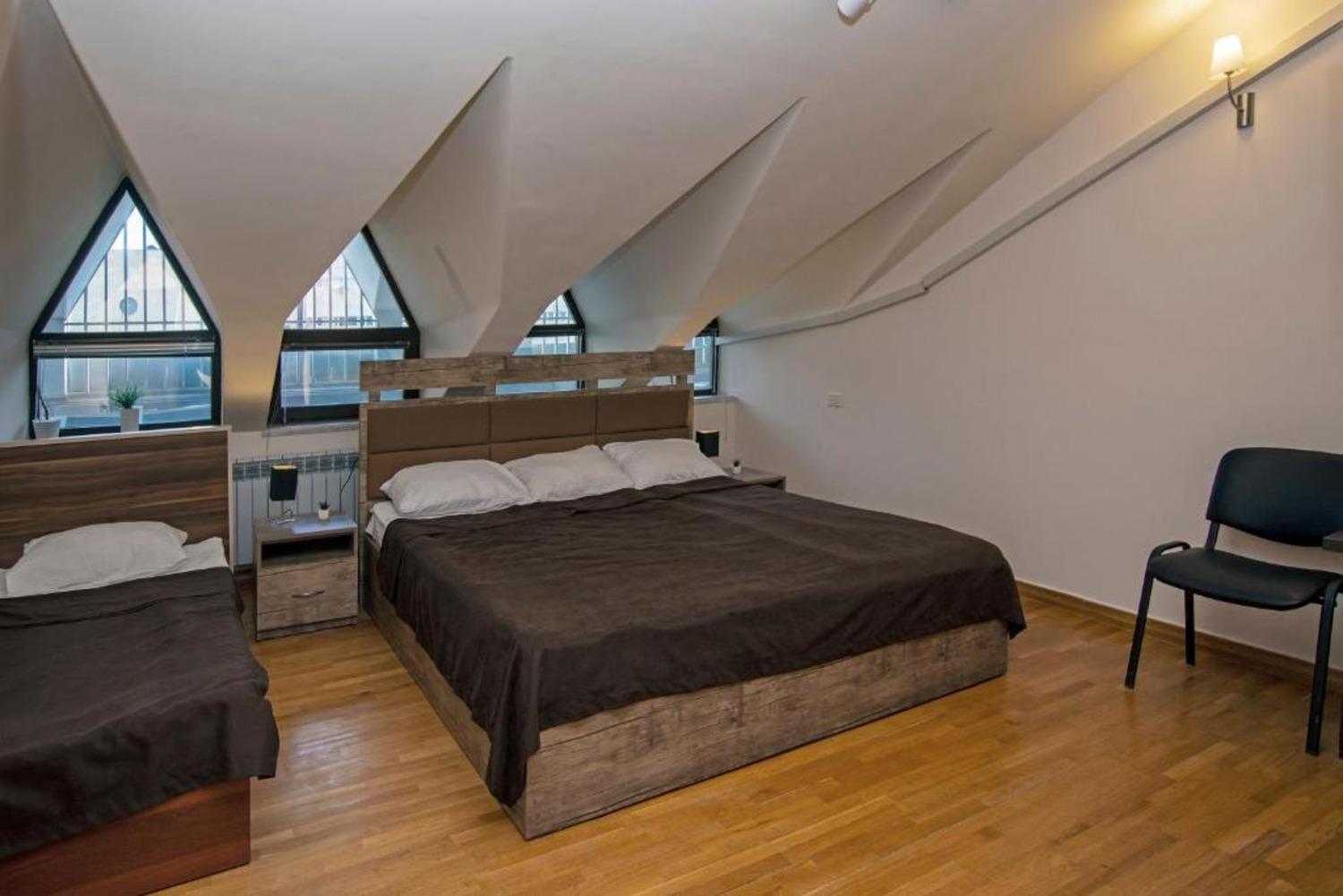 Hotel Season Erévan Extérieur photo